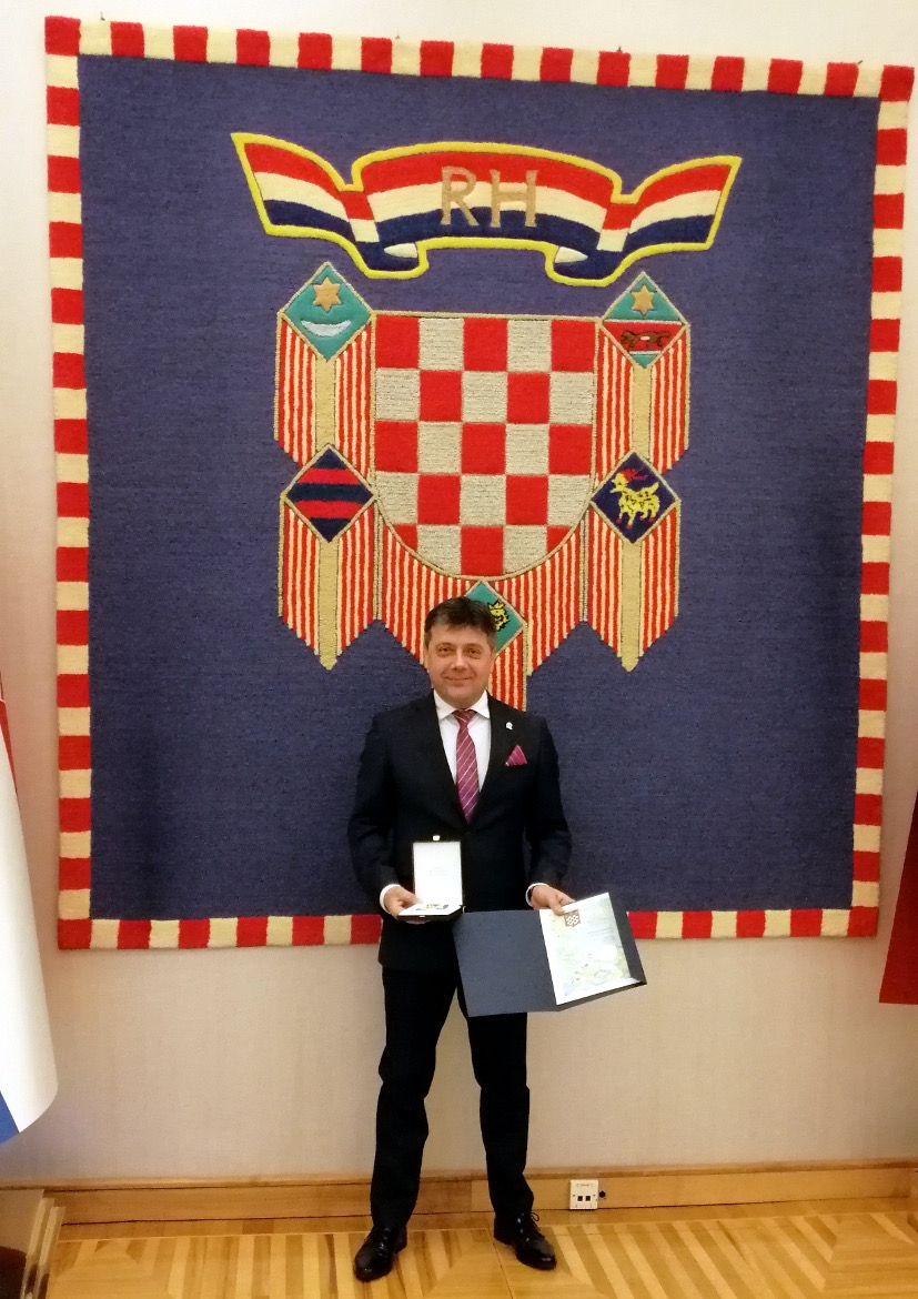 Predsjednik Jedinstva nagrađen državnim odlikovanjem Reda hrvatskog pletera